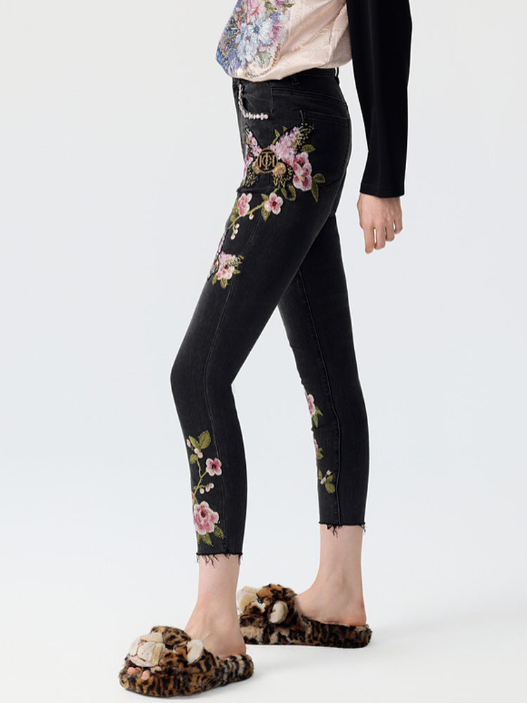 TCH Skinny Rhinestone Floral Embroidered Stretchable Cropped Jeans