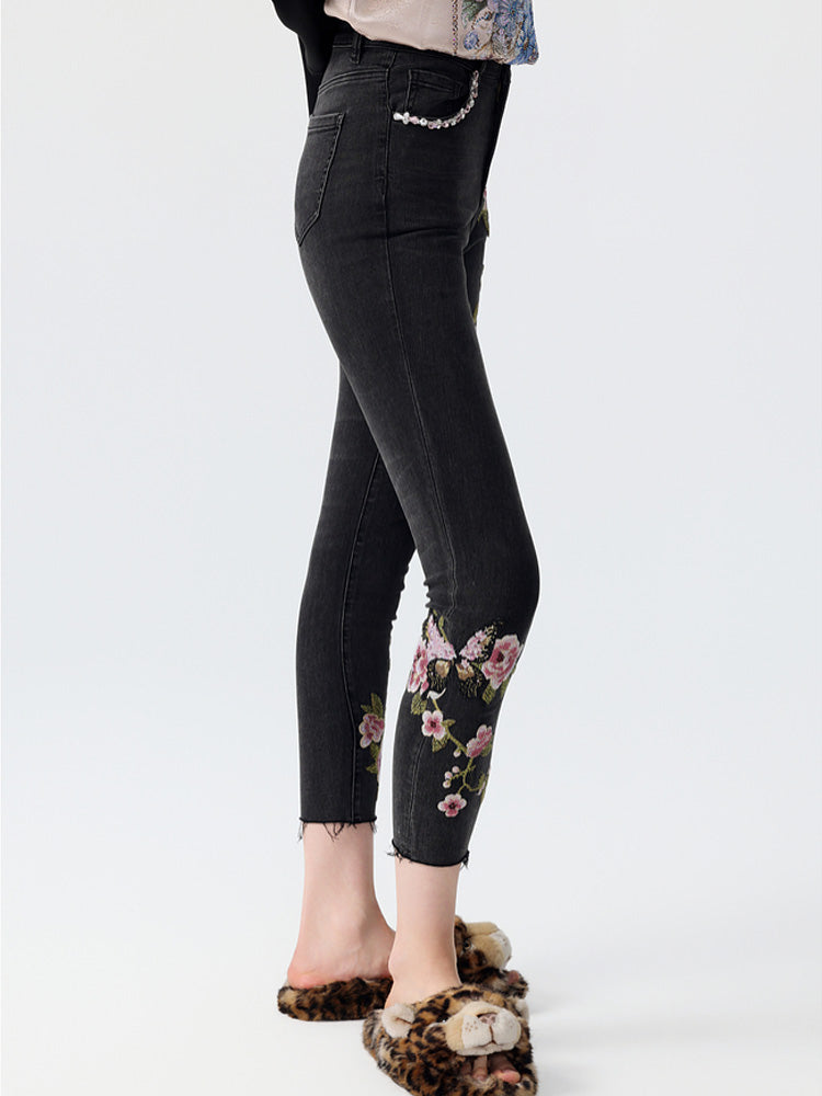 TCH Skinny Rhinestone Floral Embroidered Stretchable Cropped Jeans