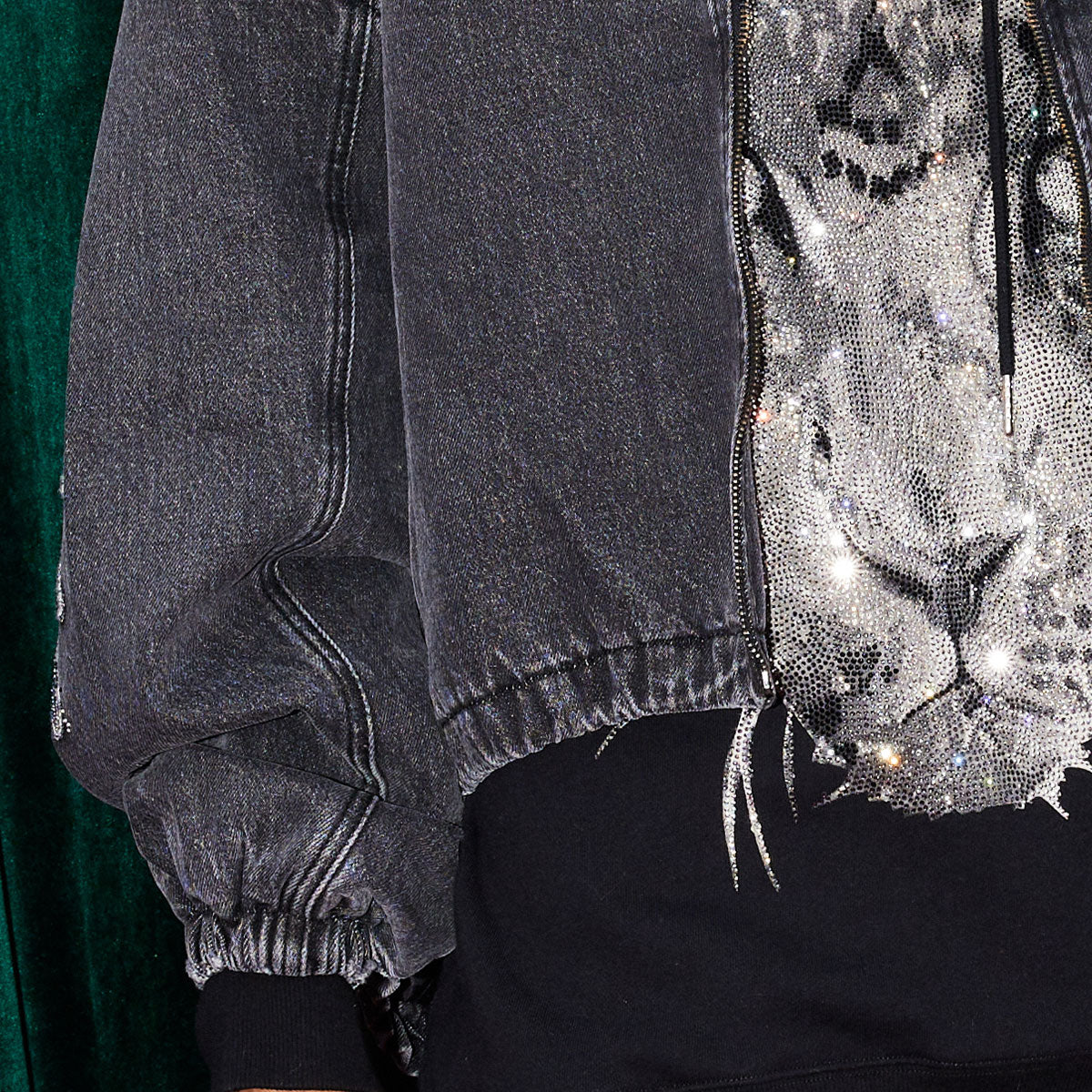 TCH Zipper Front Loose Denim Jacket