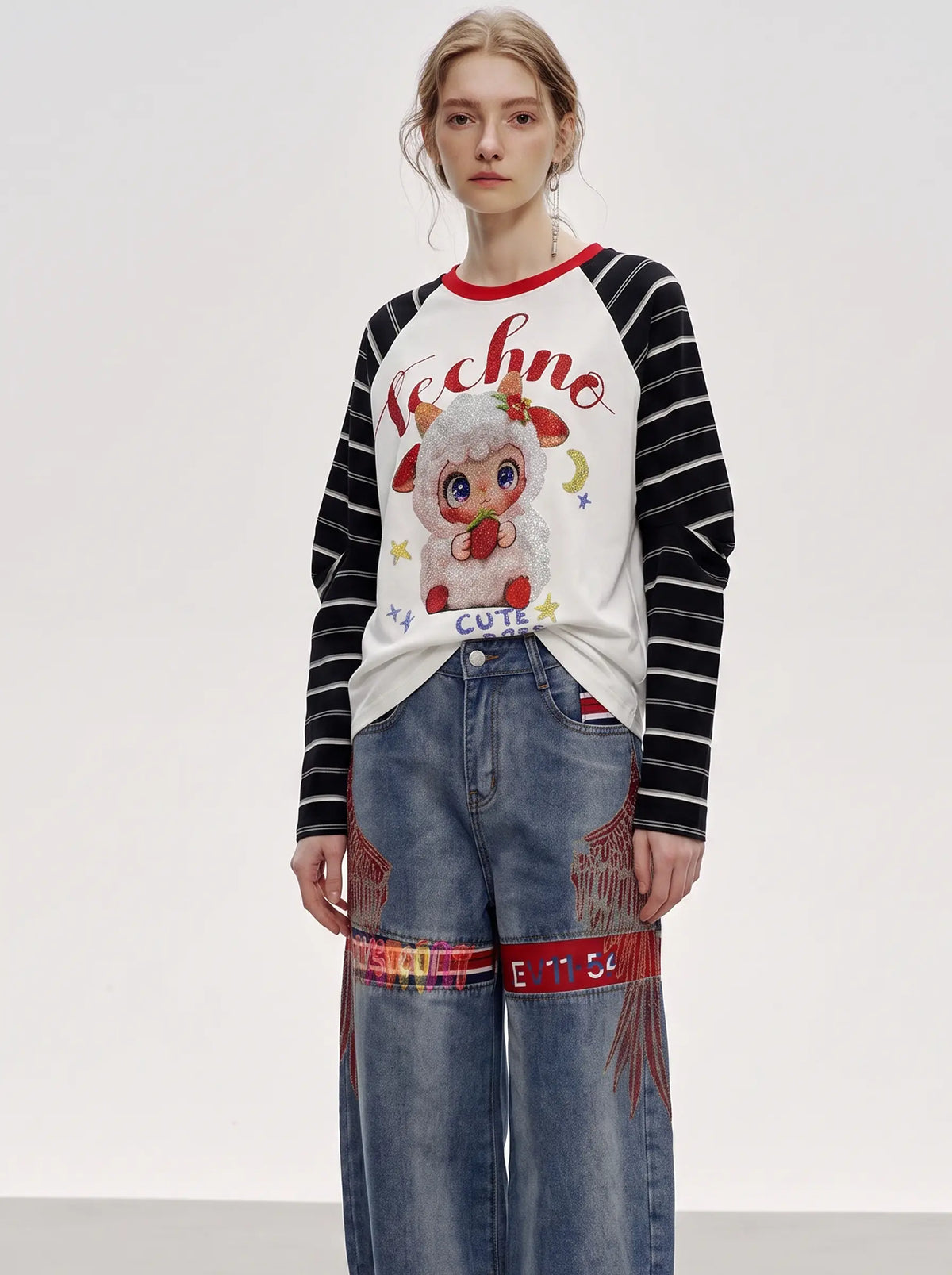 TCH Cute Horse Graphic Black & White Raglan Long Sleeve T-Shirt Luxury Streetwear Brand Official Showcase