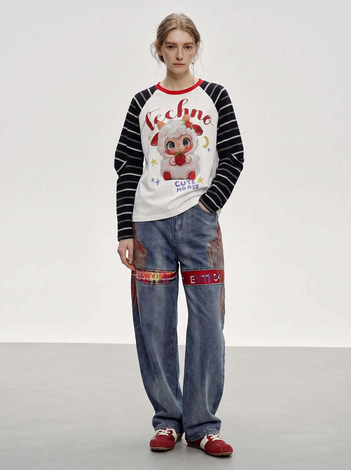 TCH Cute Horse Graphic Black & White Raglan Long Sleeve T-Shirt Luxury Streetwear Brand Official Showcase
