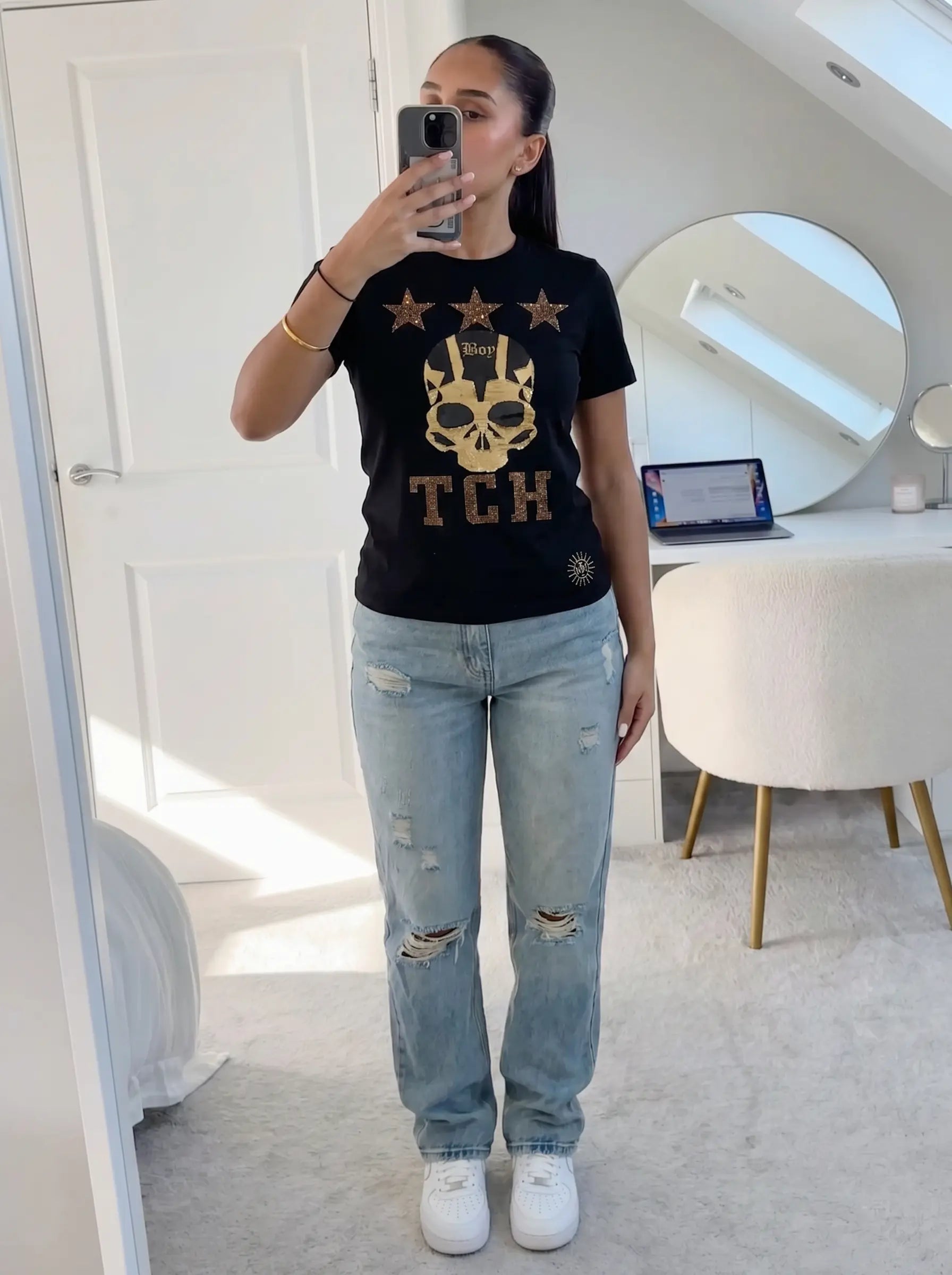 TCH Golden Skull & Star Rhinestone Graphic Black T-Shirt TCH Golden Skull & Star Rhinestone Graphic Black T-Shirt