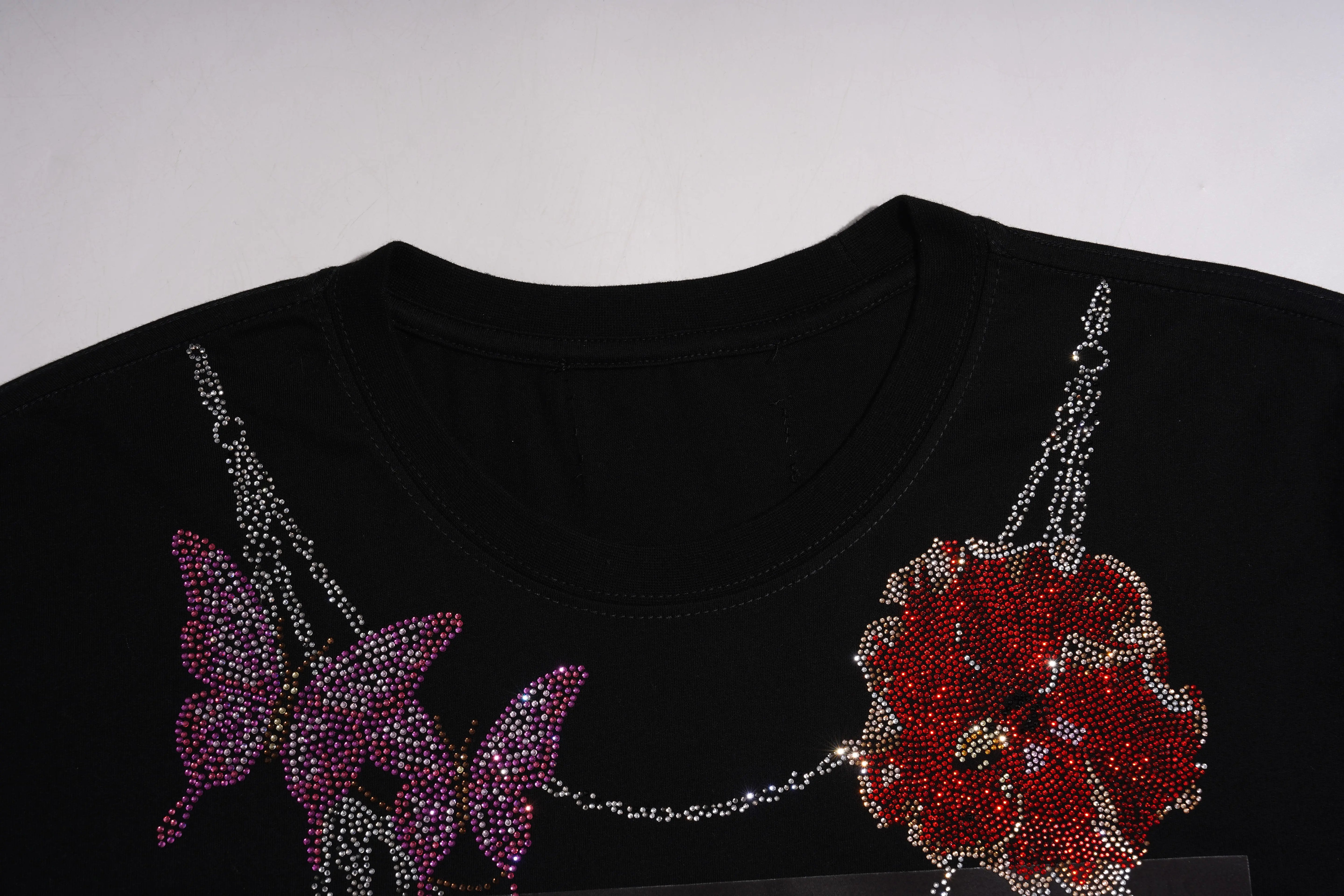 TCH Rhinestone Floral Chain Graphic Black T-Shirt - 5