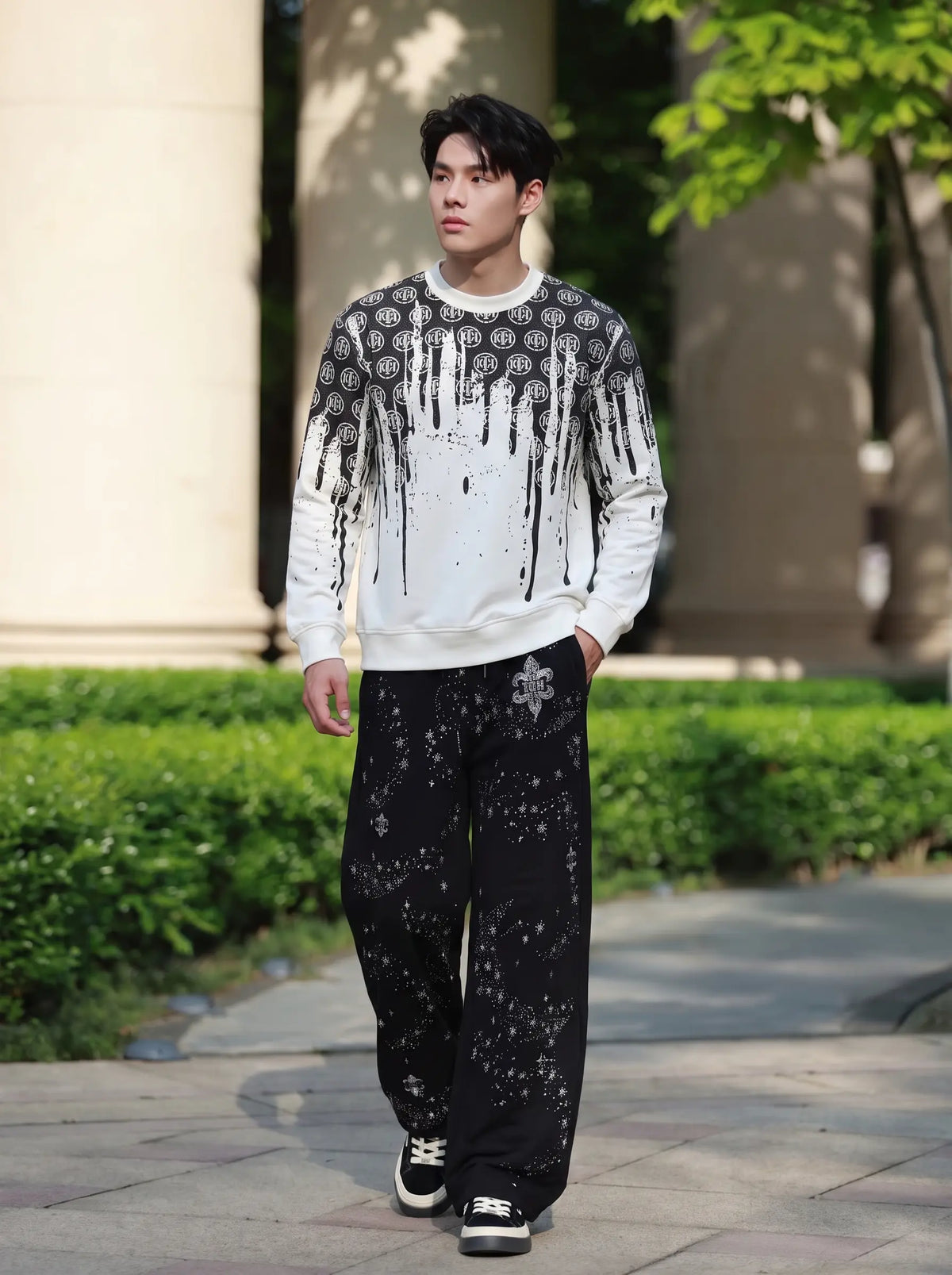 TCH Rhinestone Fleur-de-Lis Starburst Wide-Leg Sweatpants