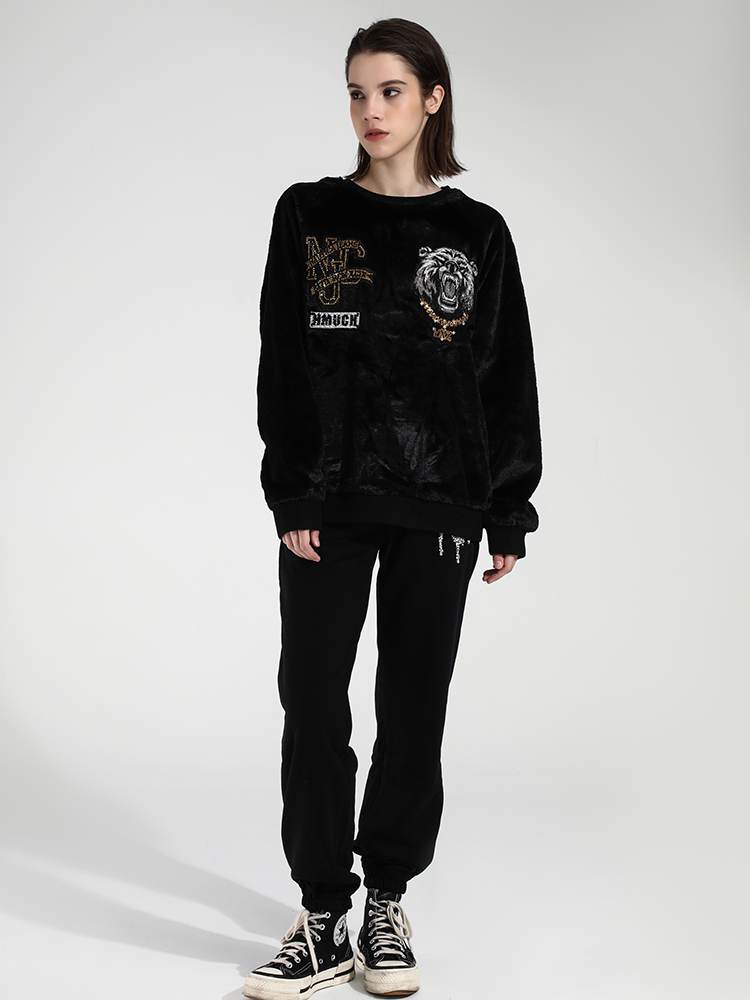 TCH Unisex Rhinestone Bear Crewneck Sweatshirt