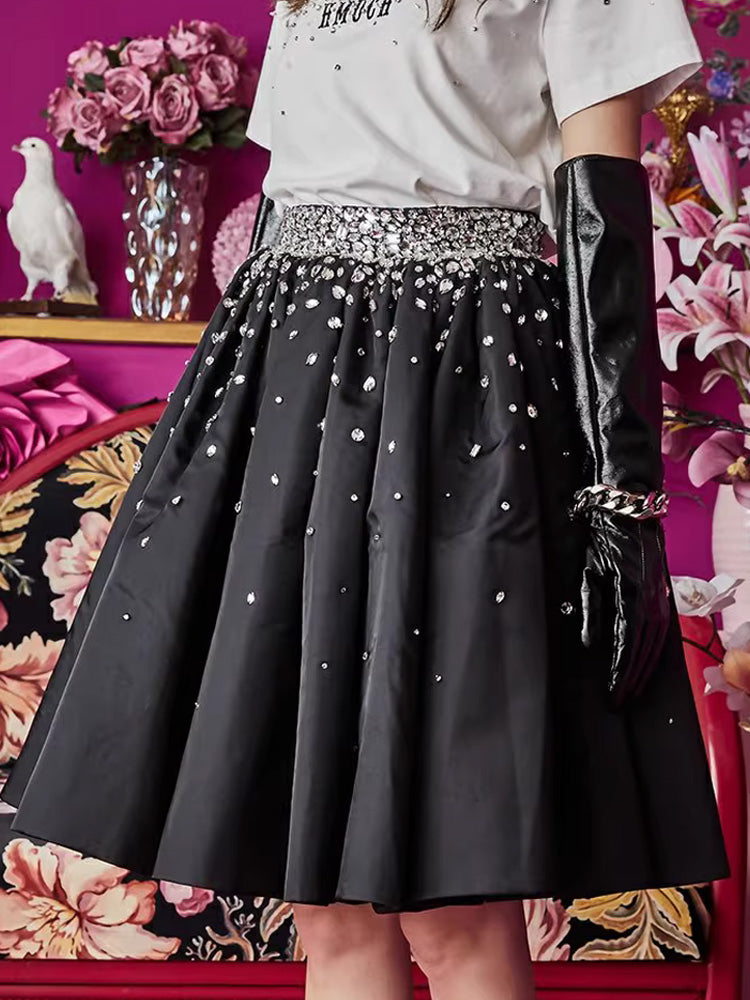 TCH Crystal-Embellished Shiny Pleated Short Skirt