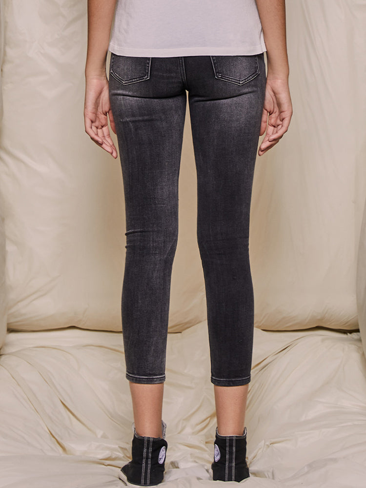 TCH Women's Mid-Rise Slim Fit Straight Jeans
