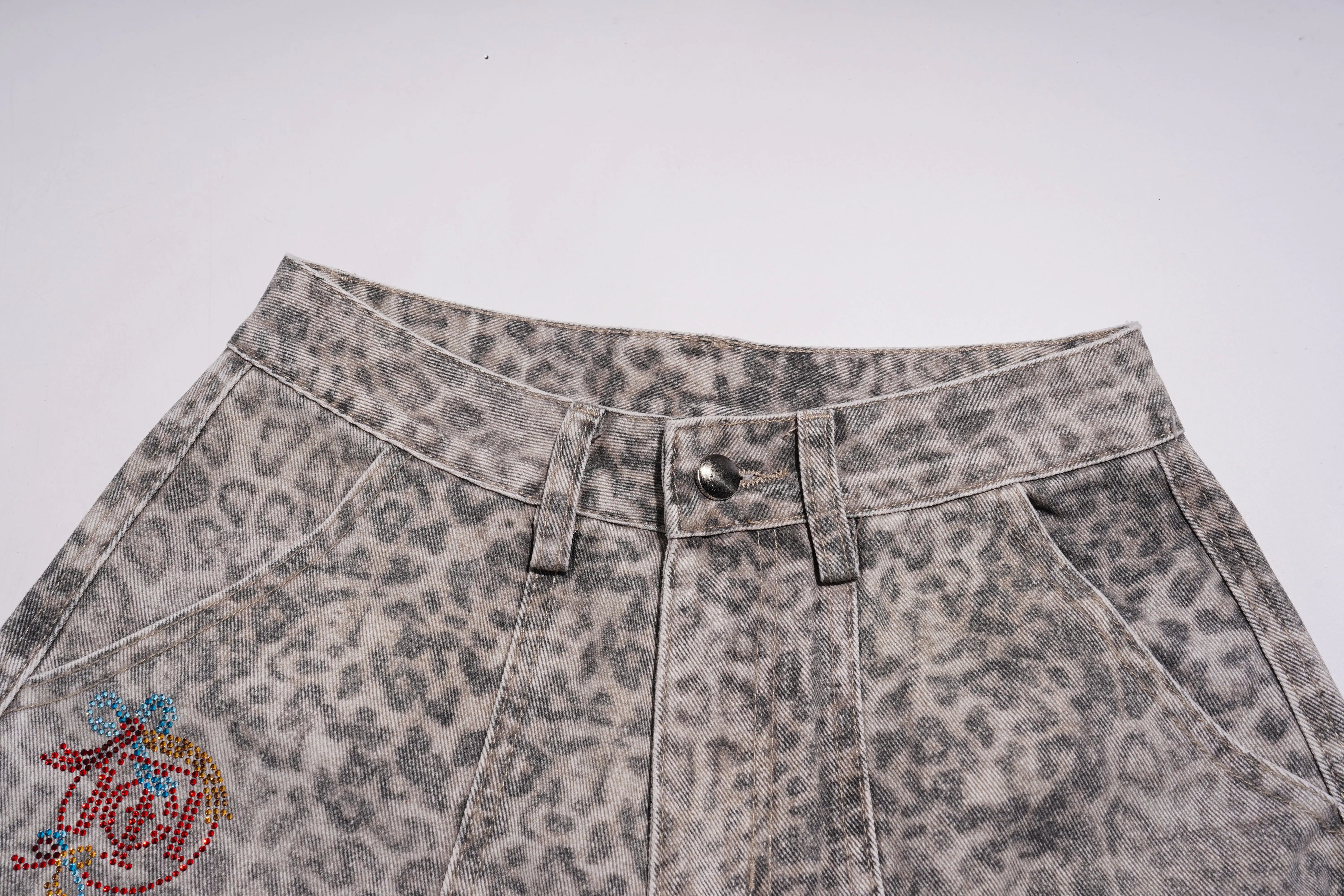 Leopard print denim shorts on a white background, TCH Cute Pony Rhinestone Grey Leopard Wide-Leg Jeans