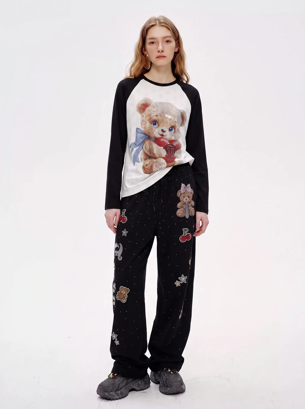 TCH Cute Teddy Bear Graphic Raglan Long Sleeve T-Shirt Luxury Streetwear Brand Official Showcase