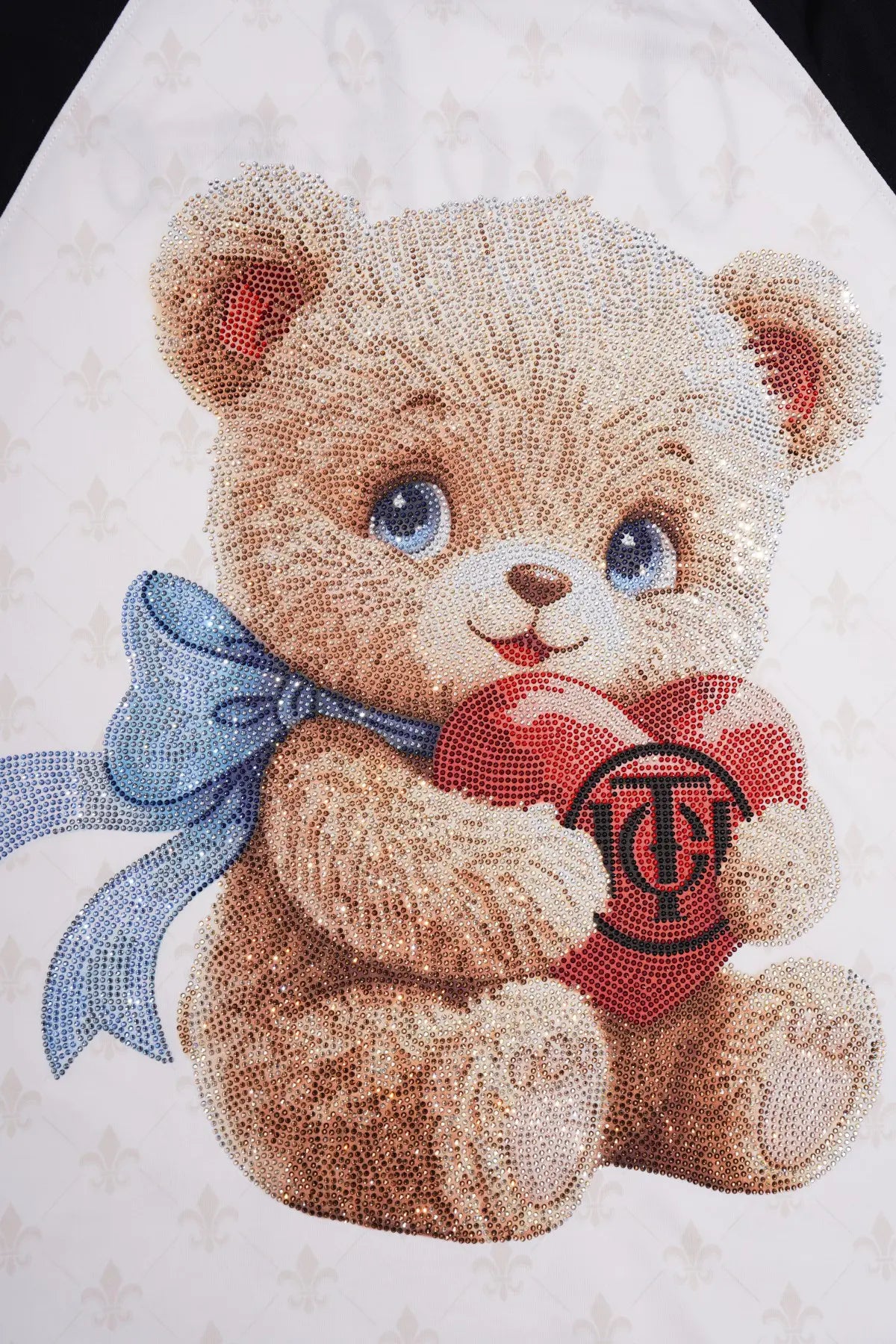 TCH Cute Teddy Bear Graphic Raglan Long Sleeve T-Shirt Luxury Streetwear Brand Official Showcase