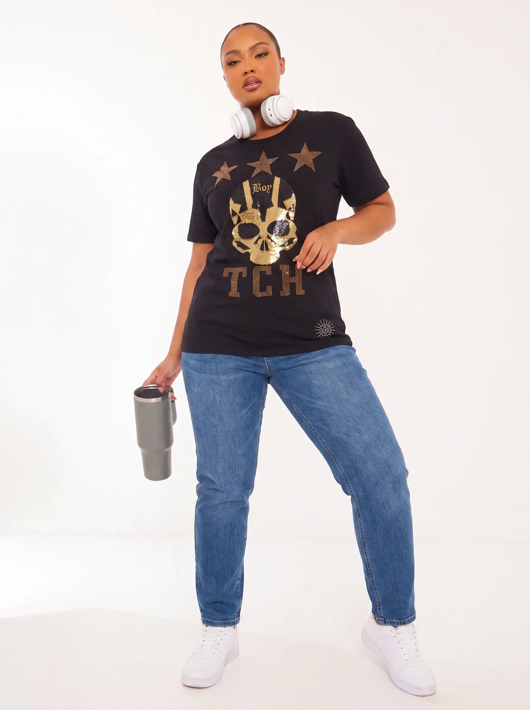 TCH Golden Skull & Star Rhinestone Graphic Black T-Shirt TCH Golden Skull & Star Rhinestone Graphic Black T-Shirt