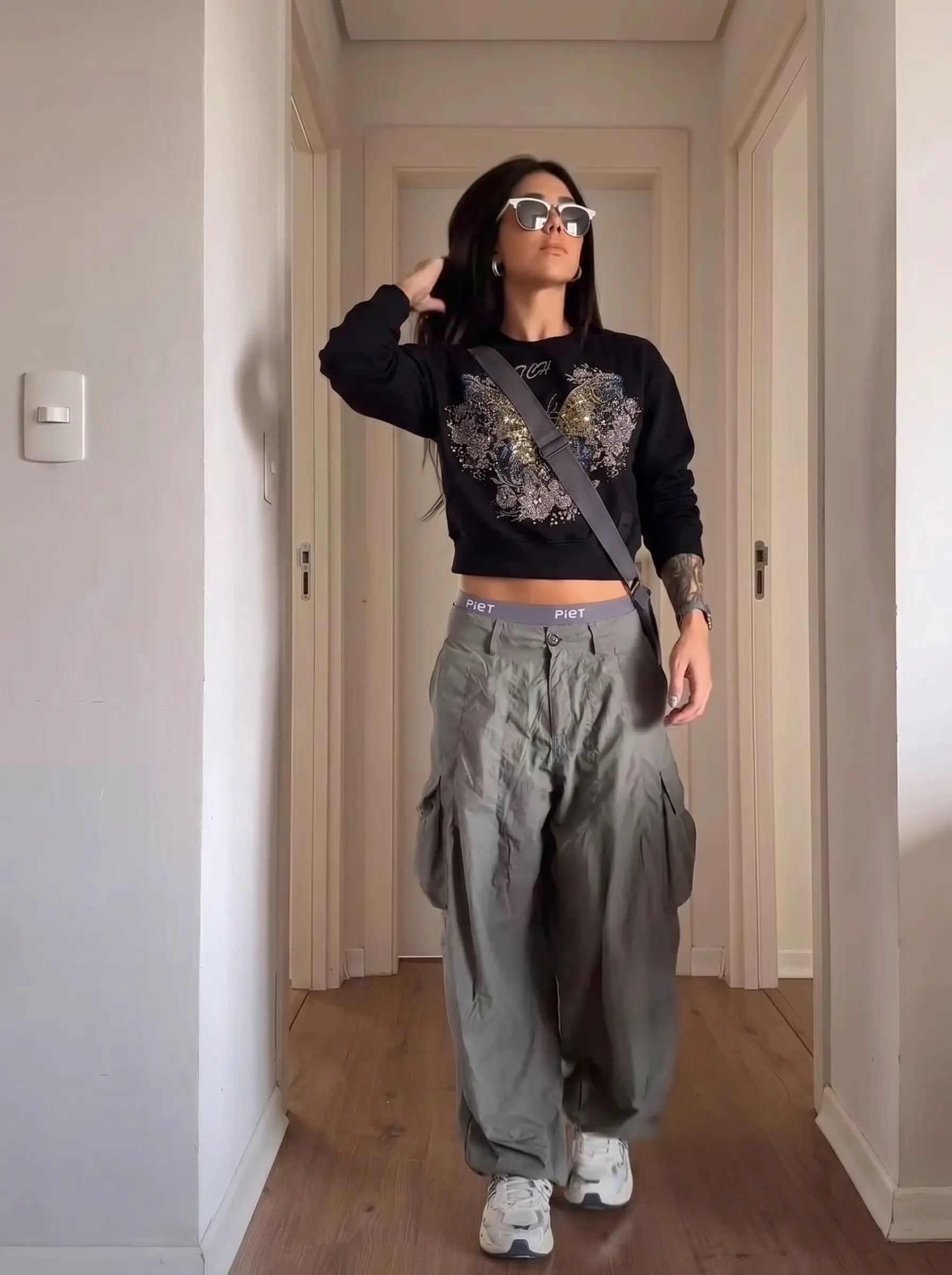 TCH Rhinestone Butterfly Floral Cropped Sweatshirt Luxury Streetwear Brand Official Showcase