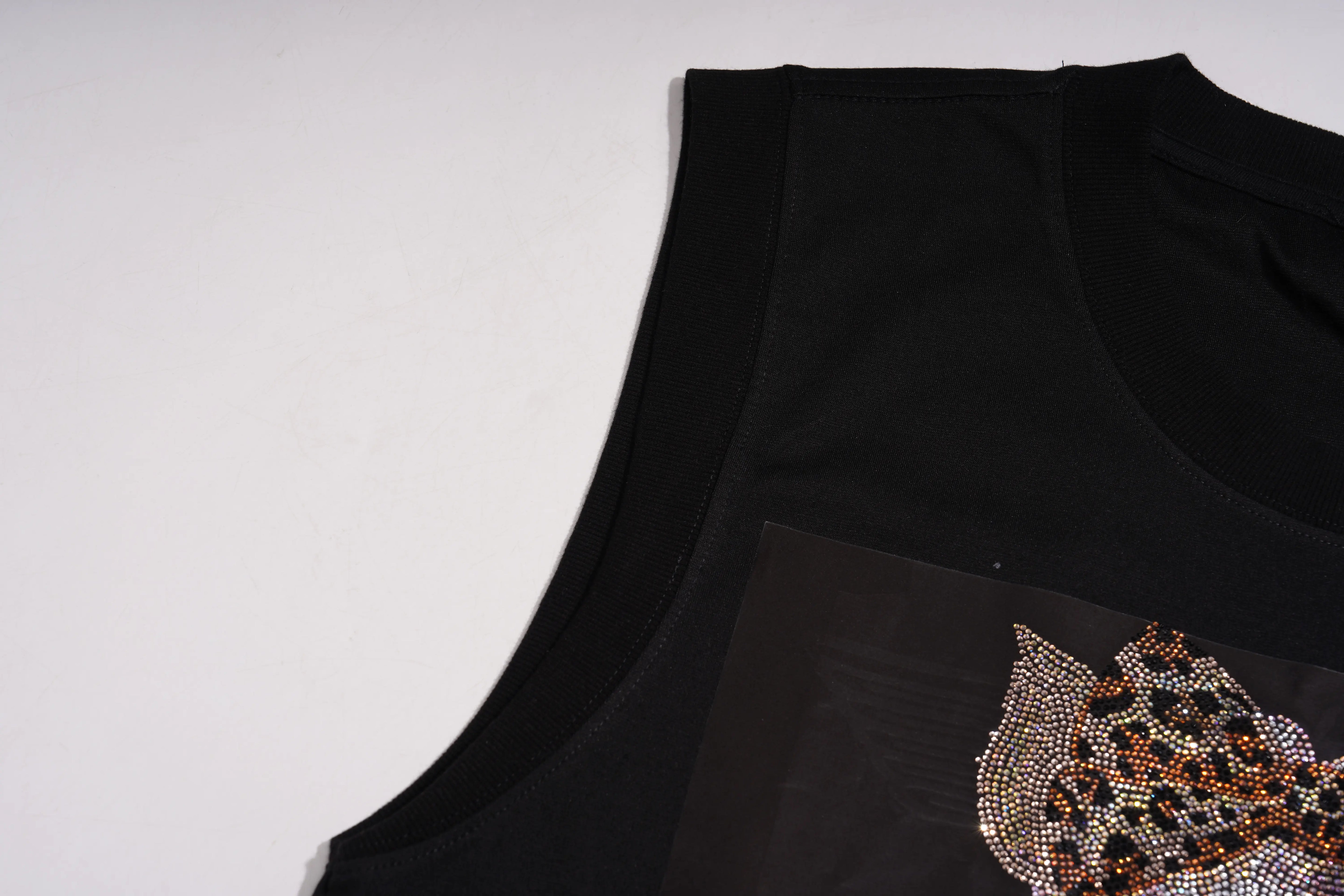 TCH Rhinestone Cute Pig Graphic Sleeveless Tank Top - 10