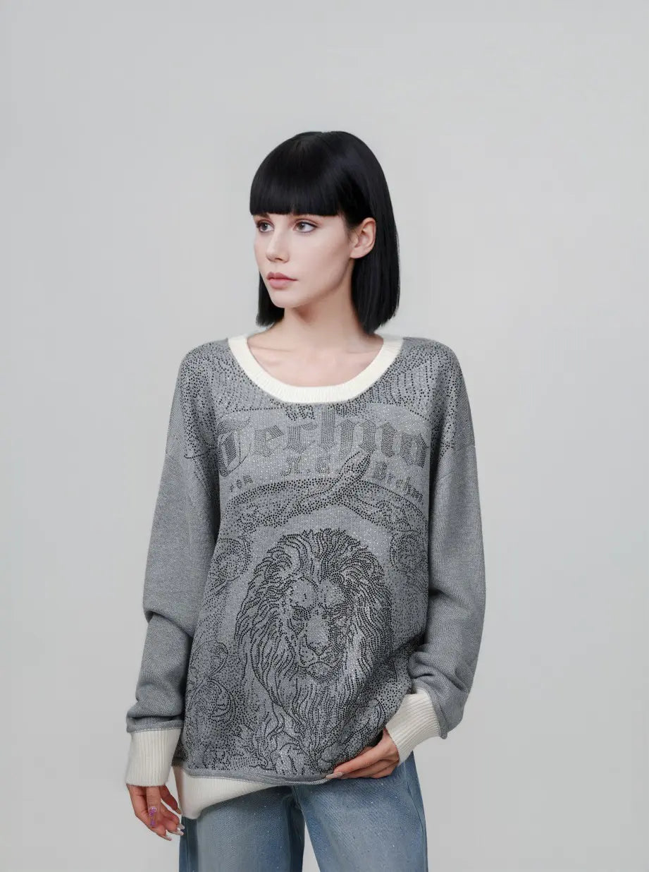 TCH Rhinestone Lion Graphic Grey Sweatshirt TCH lion graphic sweatshirt Grey rhinestone sweatshirt Lion print crewneck sweatshirt Gothic graphic sweatshirt Rhinestone embellished sweatshirt Grey streetwear sweatshirt Vintage lion graphic top  Grey crew neck pullover Graphic long sleeve sweatshirt Unisex lion print sweatshirt